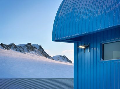 Wind deflector on Antarctic base