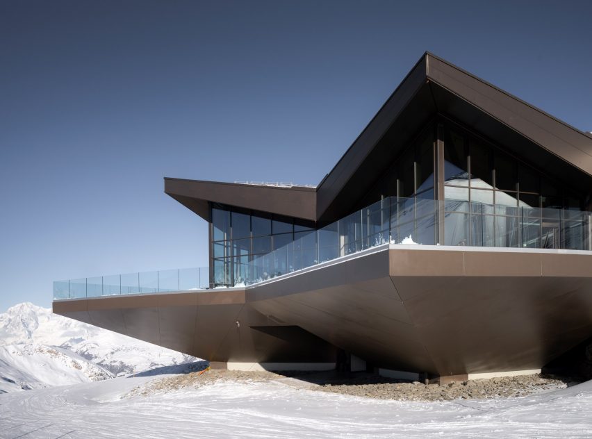 Stella di Pila cable car station by Studio di Architettura De Carlo Gualla