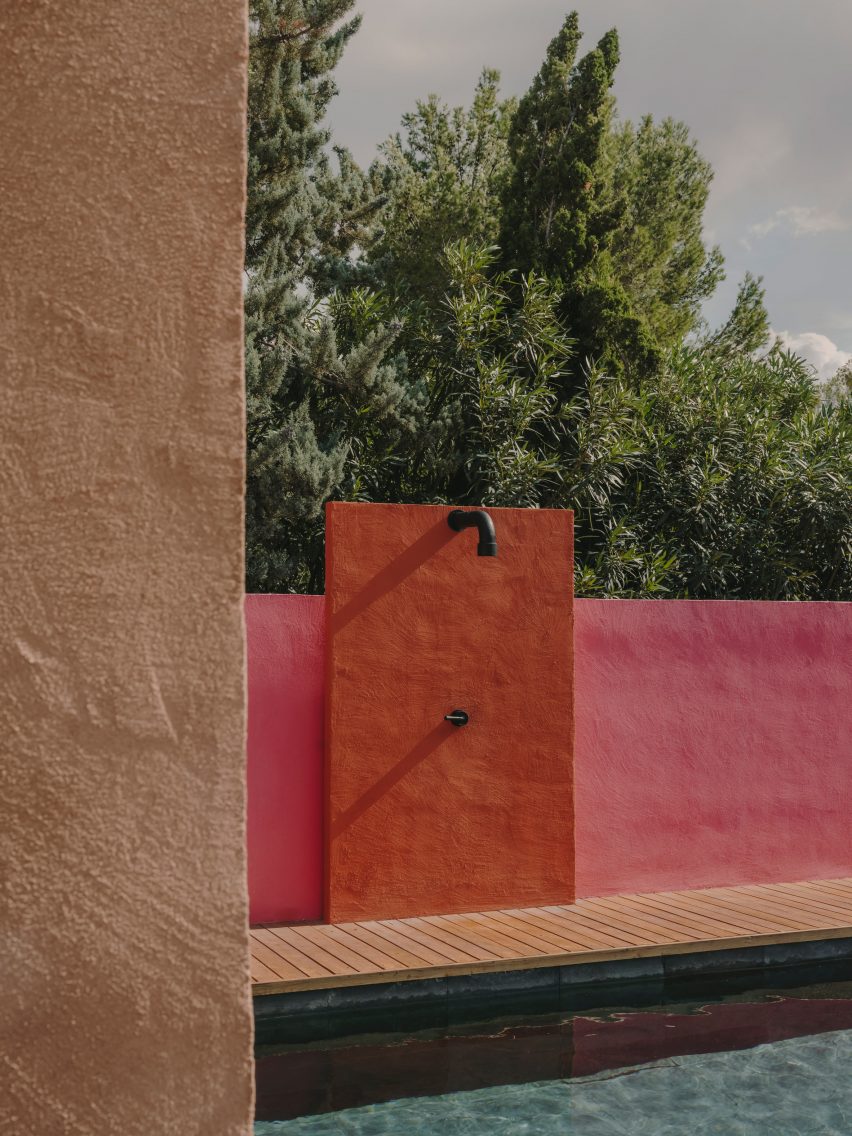 Casa da Praia holiday home in Mallorca, designed by Holzrausch