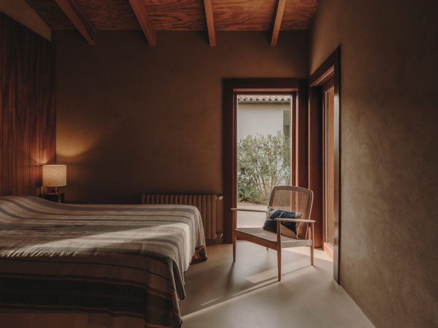 Casa da Praia holiday home in Mallorca, designed by Holzrausch