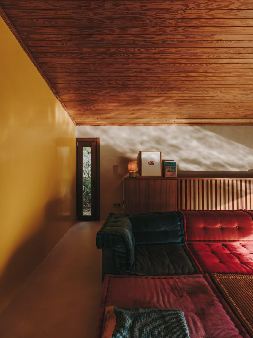 Casa da Praia holiday home in Mallorca, designed by Holzrausch