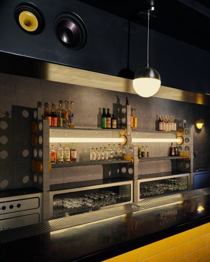 Danny Taylor speakers at Oddball bar