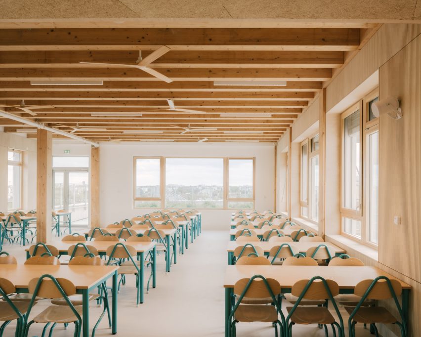 Dominique Frelaut School by Tectoniques
