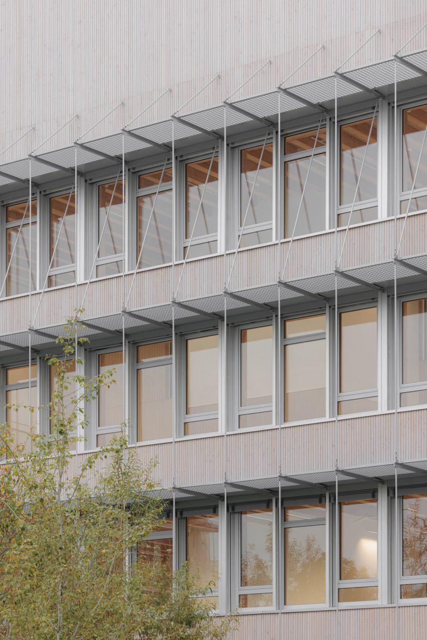 Dominique Frelaut School by Tectoniques