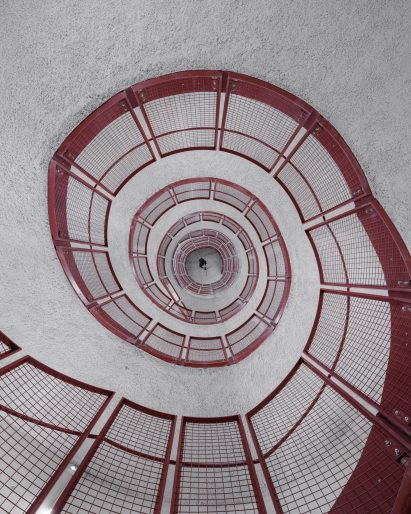 Helical staircase at Dominique Frelaut School by Tectoniques