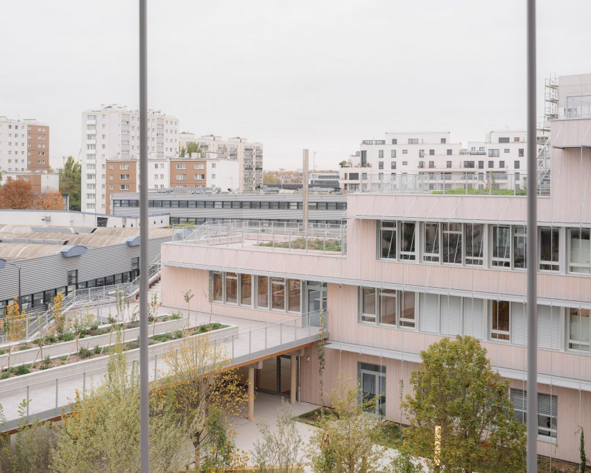 Dominique Frelaut School by Tectoniques