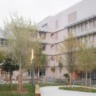Dominique Frelaut School by Tectoniques