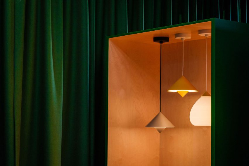 Gantri showroom by Zomuzi