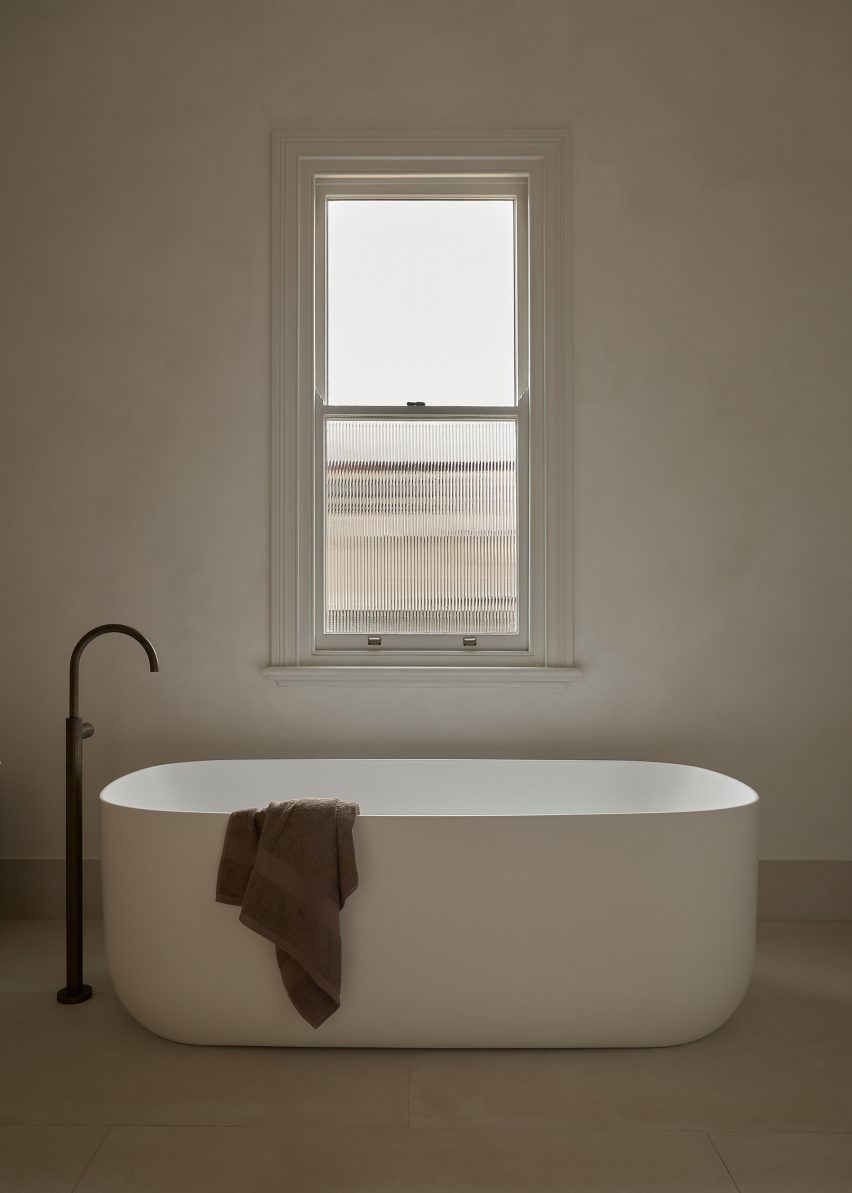 Gilbert's House by Castley McCrimmon Architects