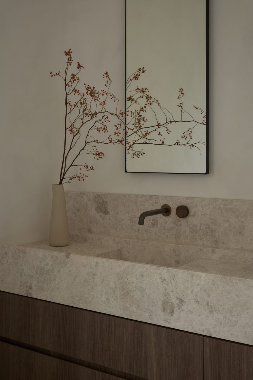 Gilbert's House by Castley McCrimmon Architects