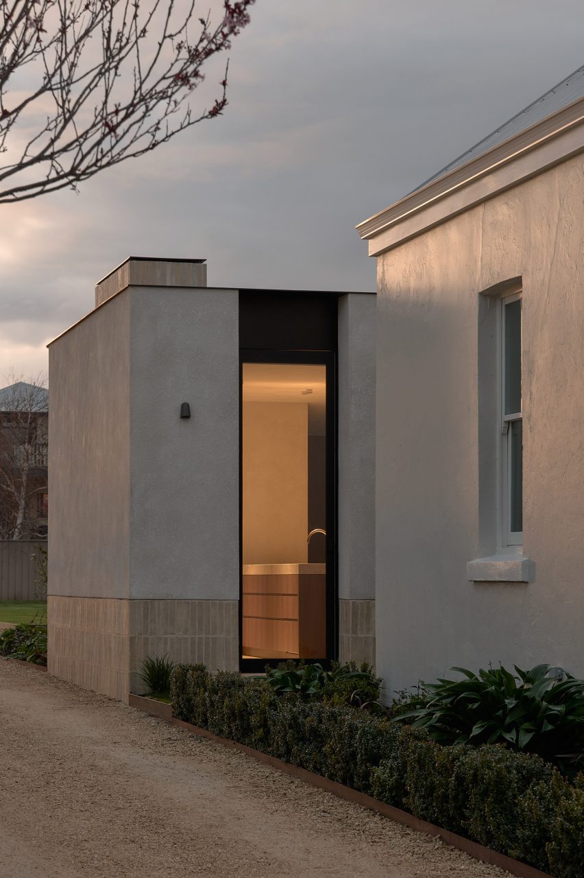 Gilbert's House by Castley McCrimmon Architects