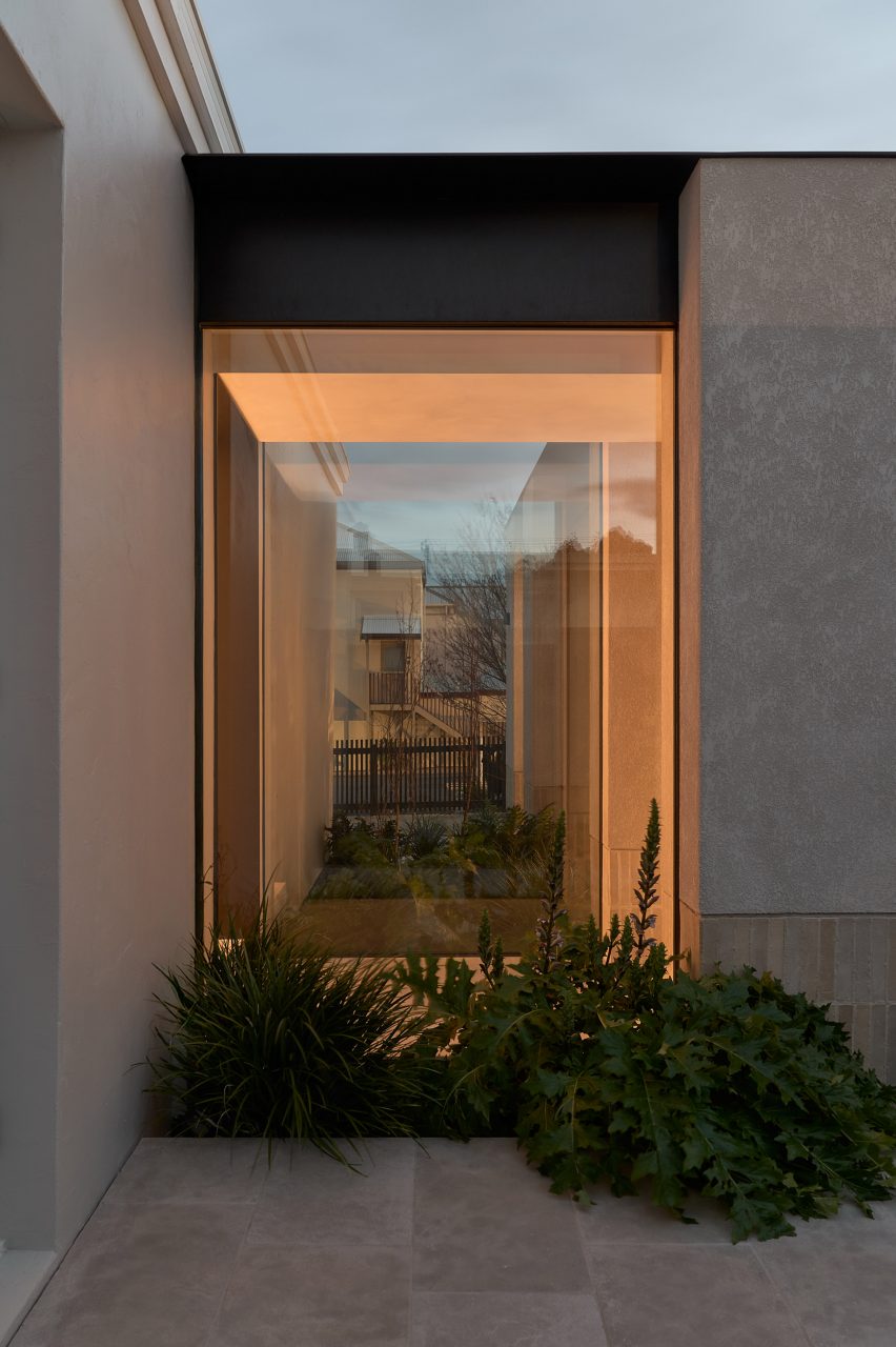 Gilbert's House by Castley McCrimmon Architects