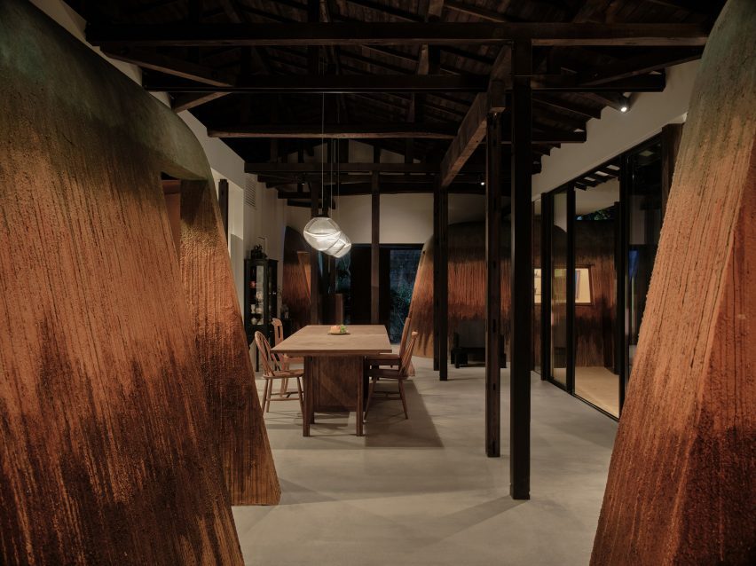 Haniyasu House by Aatismo