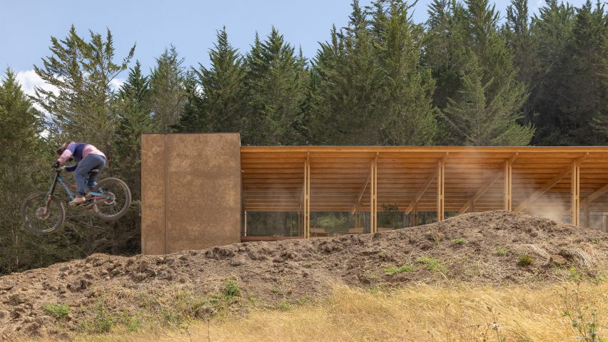 Pamba Bike Refuge by Urlo Studio