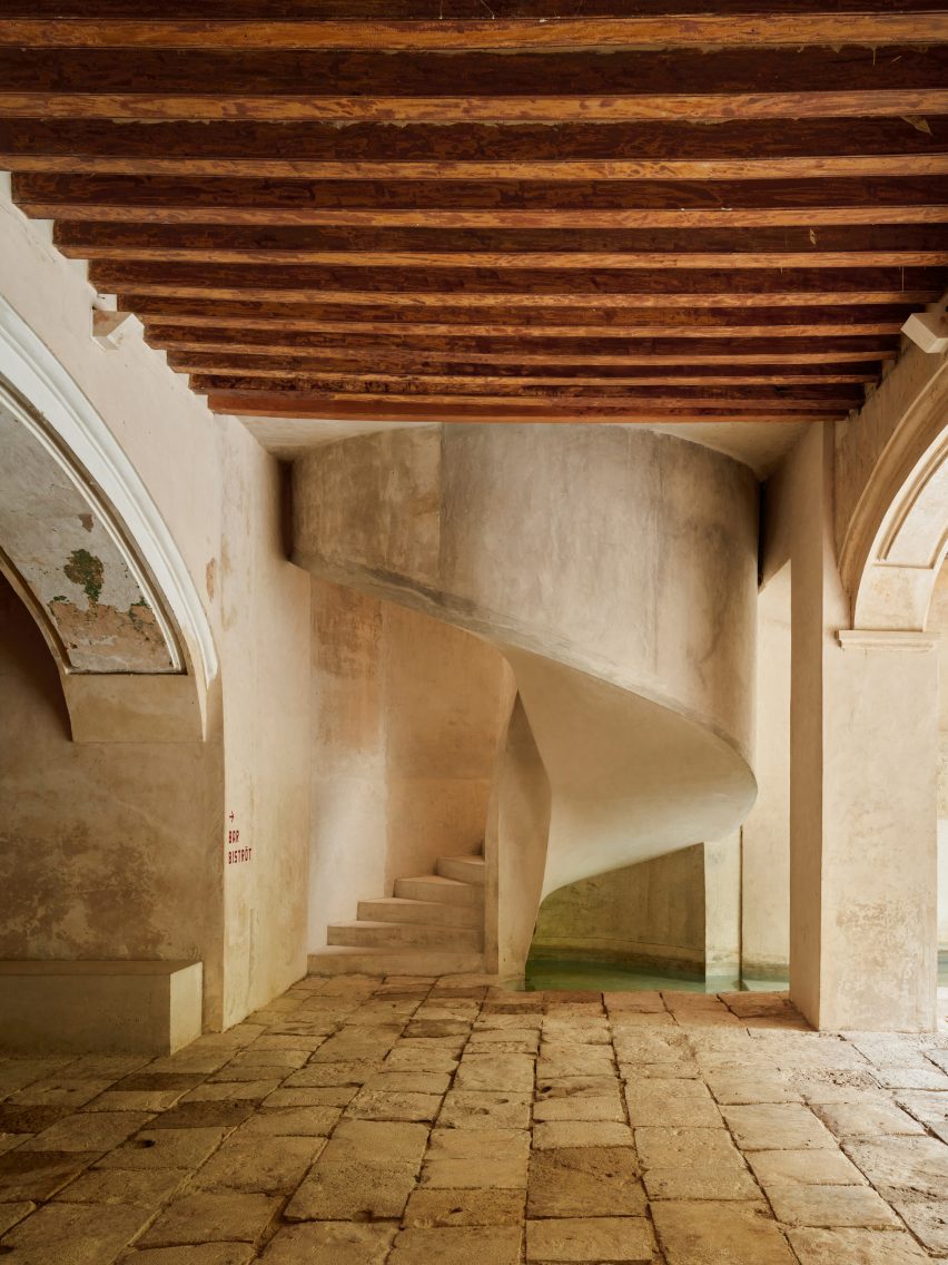 Hotel Sevilla in Mérida by Zeller & Moye