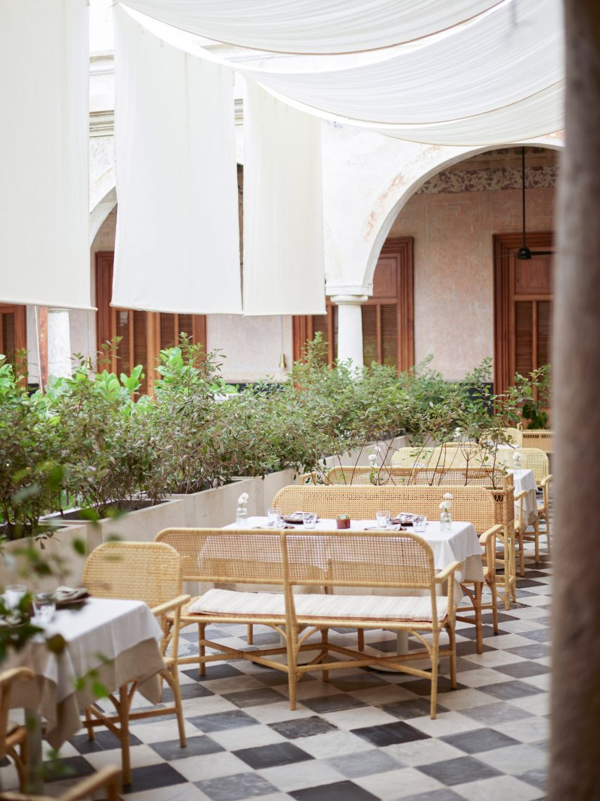 Hotel Sevilla in Mérida by Zeller & Moye