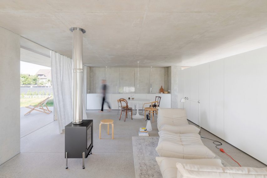 House on the Edge of the Plain by Skupaj Arhitekti