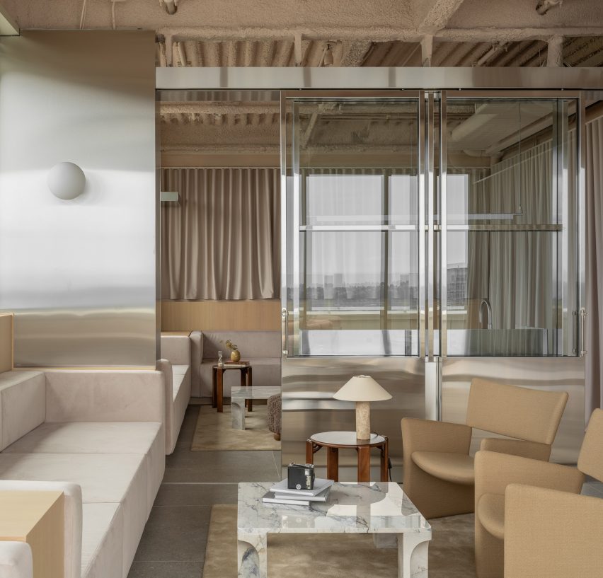 Kaye tower in Seattle by Grzywinski + Pons