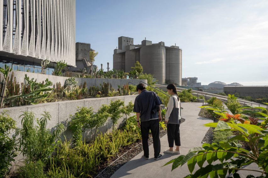 TCC DAKA Renewable Resource Recycling Center by KPF
