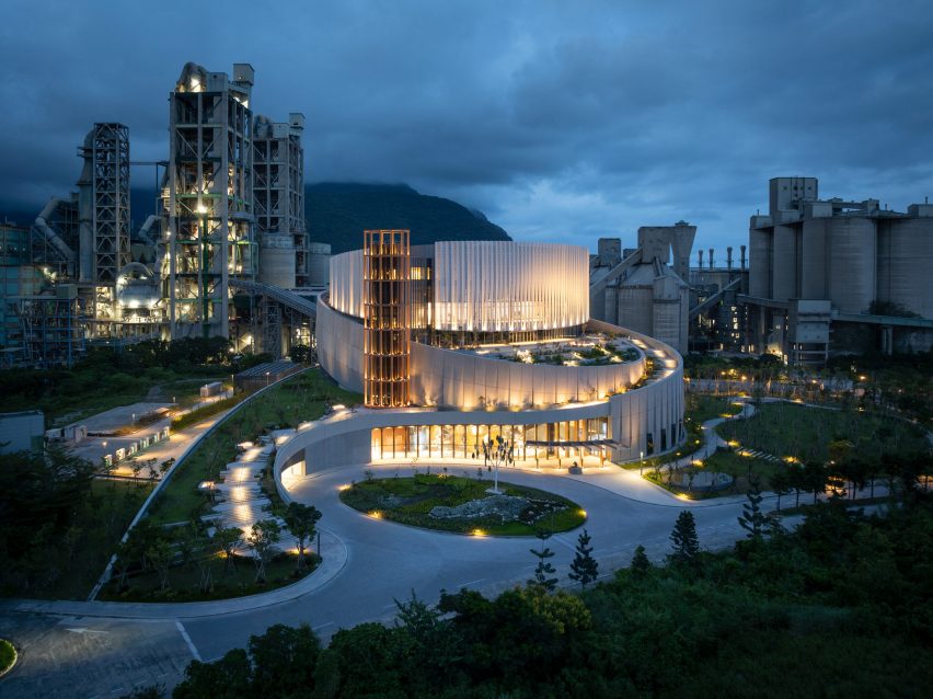 TCC DAKA Renewable Resource Recycling Center by KPF