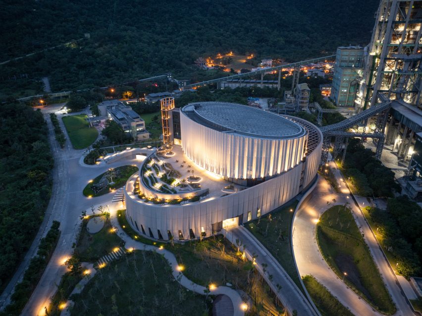 TCC DAKA Renewable Resource Recycling Center by KPF