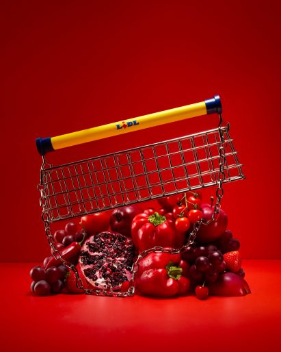 Supermarket trolley-like handbag in steel