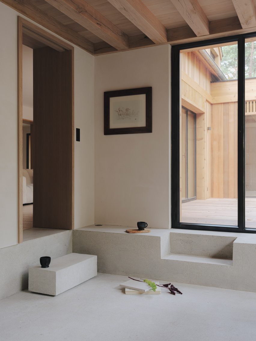 House at the Edge (Maison de l'Orée) by In Sinu Architectes