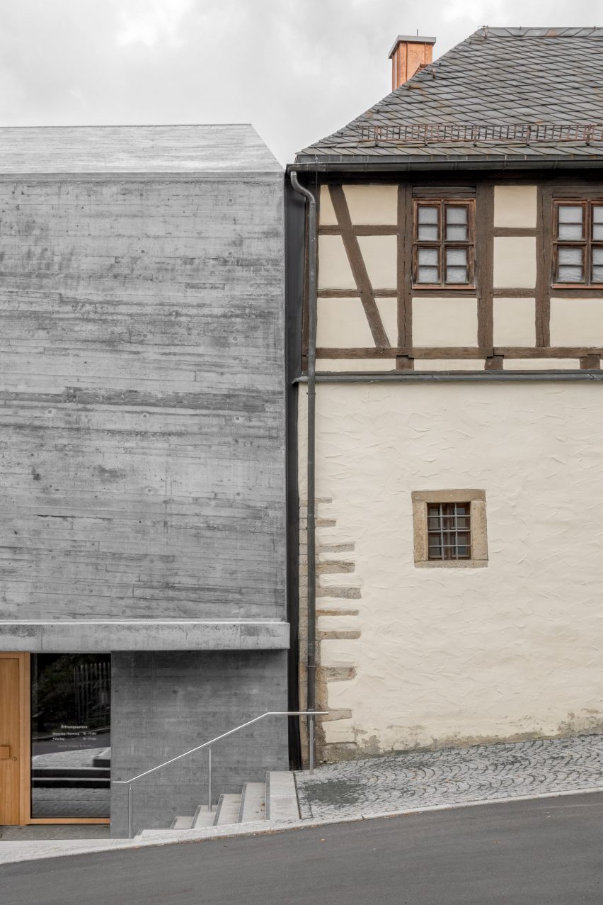 Mother-of-Pearl Experience Museum by Schulz und Schulz