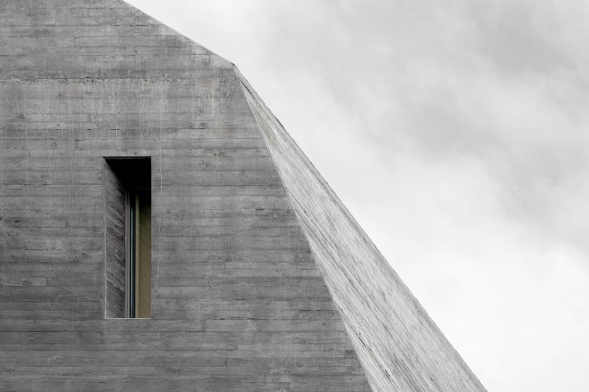 Mother-of-Pearl Experience Museum by Schulz und Schulz