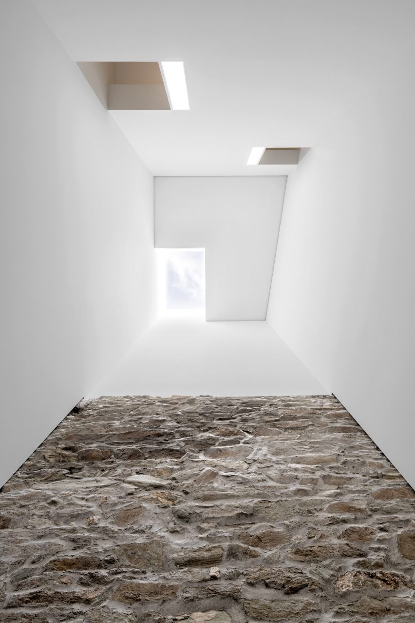 Mother-of-Pearl Experience Museum by Schulz und Schulz