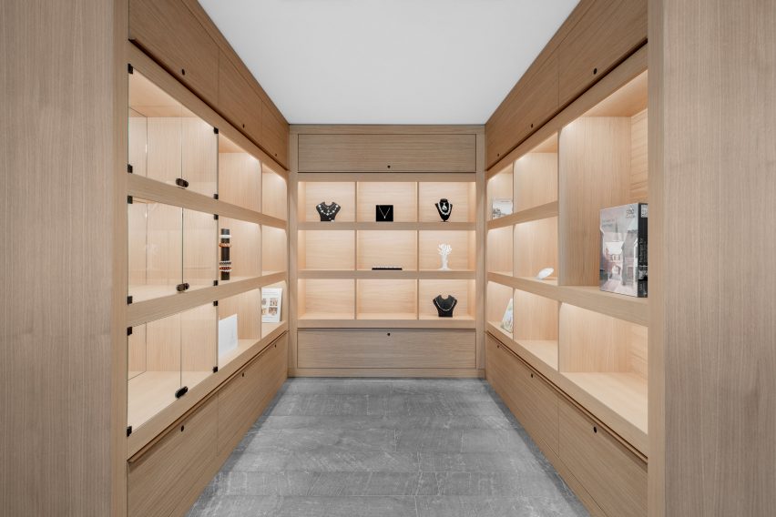 Mother-of-Pearl Experience Museum by Schulz und Schulz