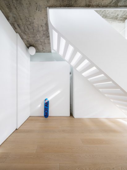 The interior was designed to create a "refined backdrop" for the owner's art collection, which does not feature in these pictures