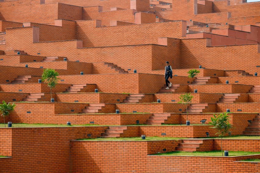 Prestige University by Sanjay Puri Architects