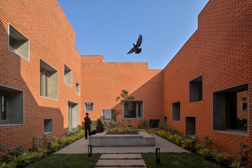 Prestige University by Sanjay Puri Architects