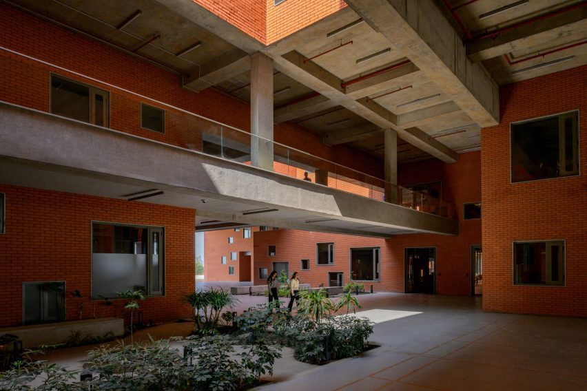 Prestige University by Sanjay Puri Architects