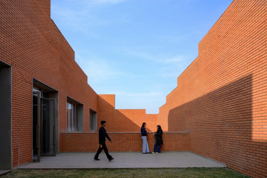 Prestige University by Sanjay Puri Architects