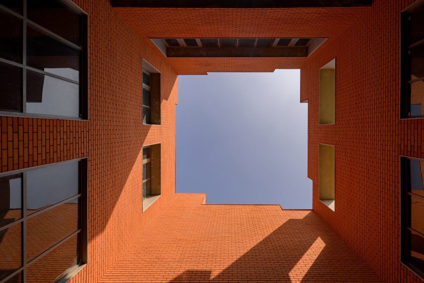 Prestige University by Sanjay Puri Architects