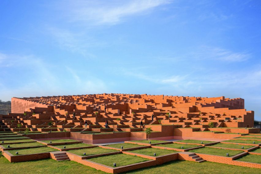 Prestige University by Sanjay Puri Architects