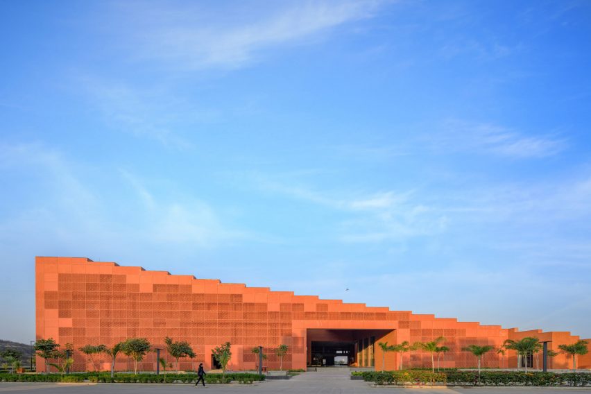 Prestige University by Sanjay Puri Architects