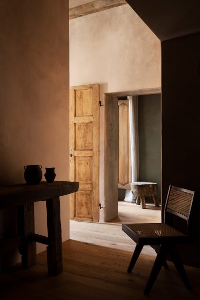 Wooden accents within the wabi-sabi-style home