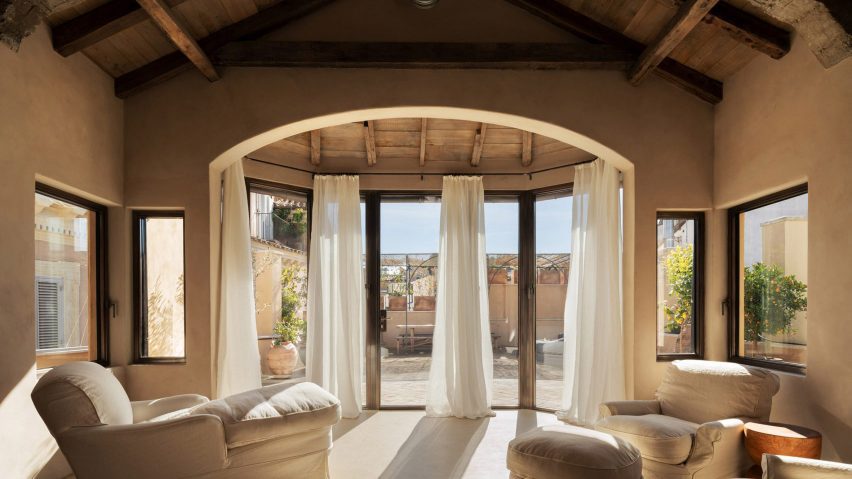Interior of Thom Yorke's flat