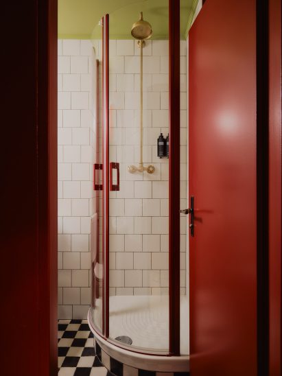 Shower of The Dean hotel in Berlin by Rachael Gowdridge