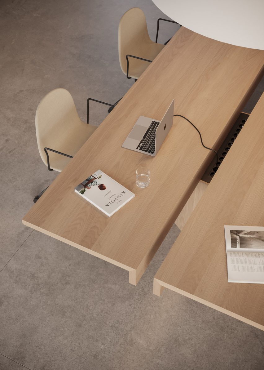 TOT table by Isern Serra for Omelette Editions