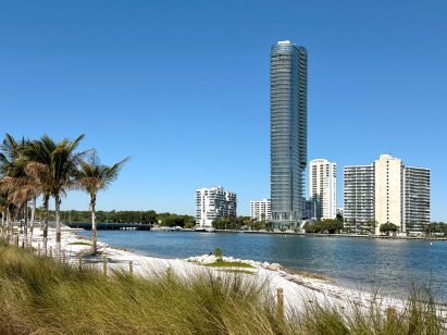 Adrian Smith + Gordon Gill Architecture Miami skyscraper