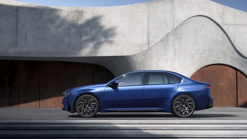 Photo of the side profile of the BMW i3