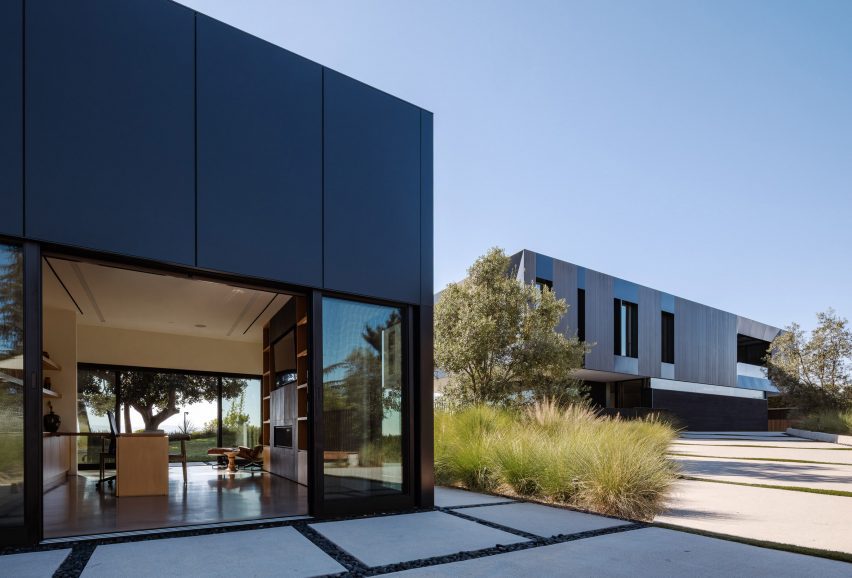 Bronze and Black House by SPF Architects