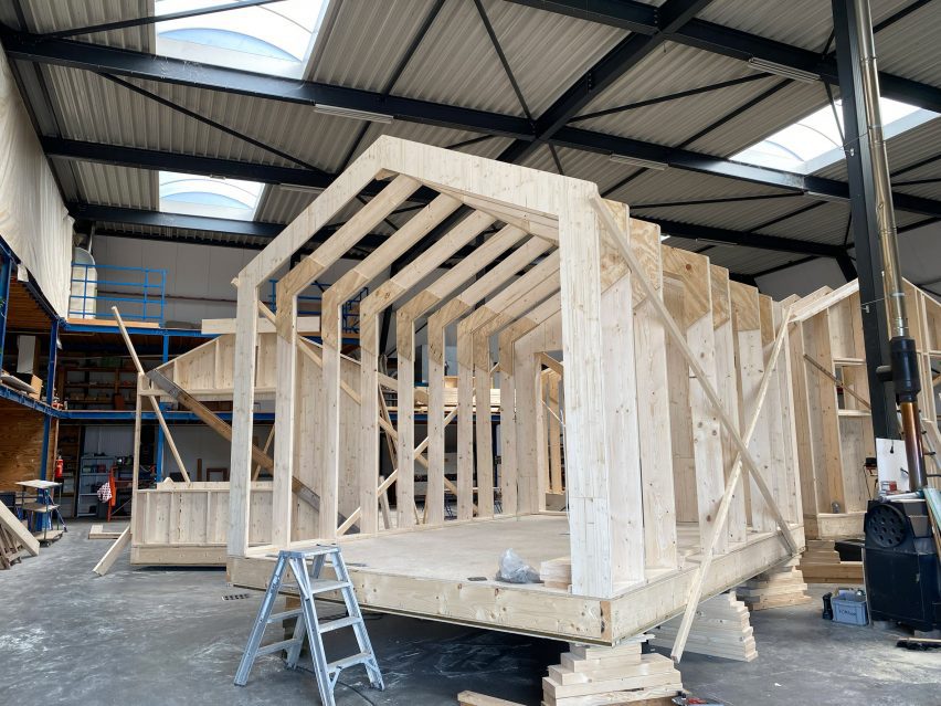 Building the modular units