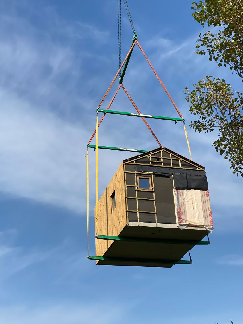 Transportation of modular unit by air