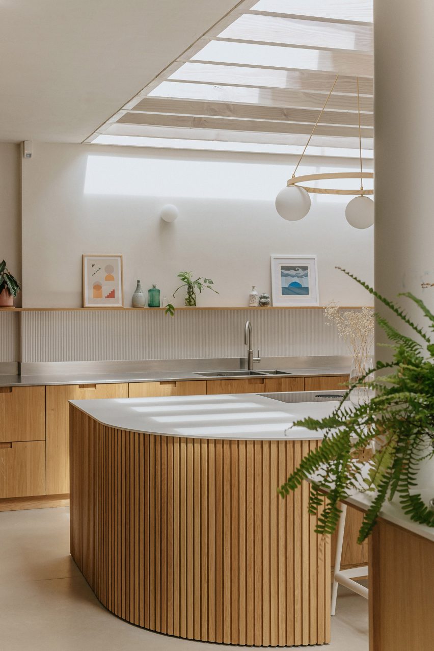 Talbot Road by Emil Eve Architects