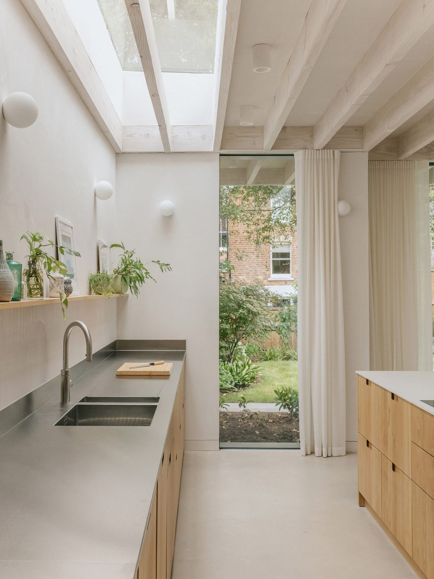Talbot Road by Emil Eve Architects